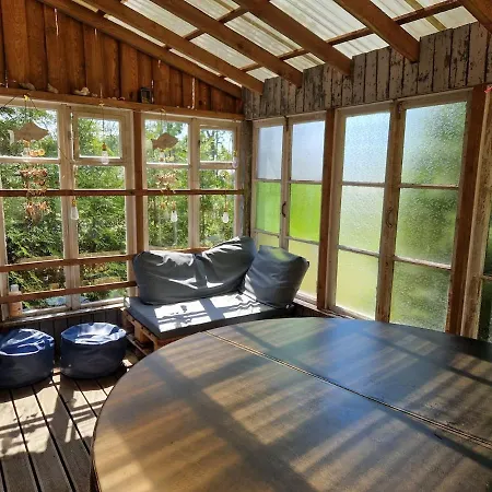 Cozy River House With Hot Tub