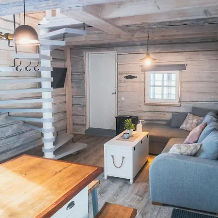 Cozy River House With Hot Tub Parnu