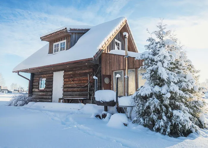 Cozy River House With Hot Tub *